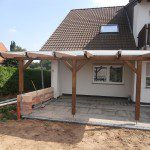 Terassenüberdachung mit Doppelstegplatten Vorderansicht 1